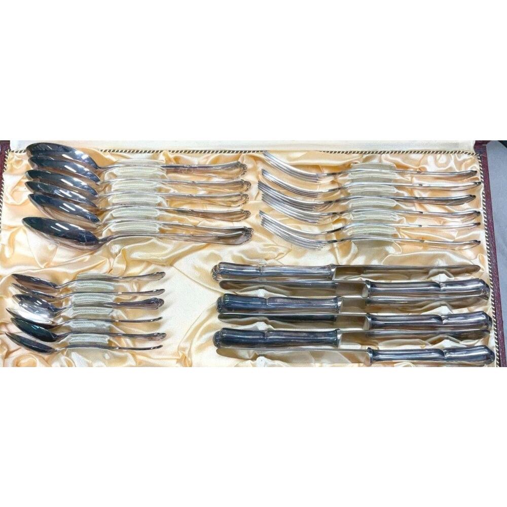WENZ BESTECKE EUC SILVER PLATED CUTLERY SET IN BOX.  GERMANY